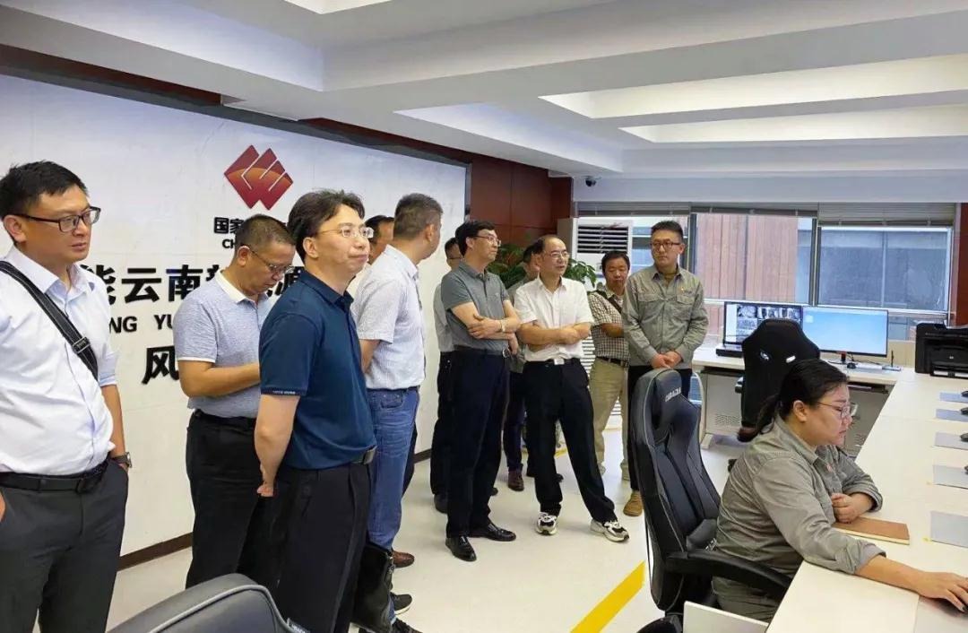 龙8头号玩家(国际)官方网站集团总经理高建嵩带队赴国家能源集团云南公司交流座谈   