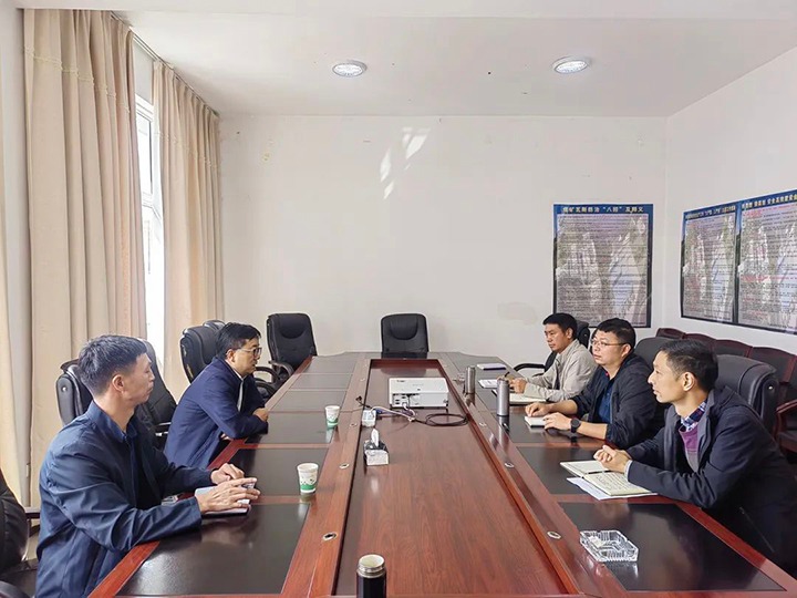 【专项行动】集团党委委员、副总经理、总工程师施从伟到罗平东城公司开展安全工作督导
