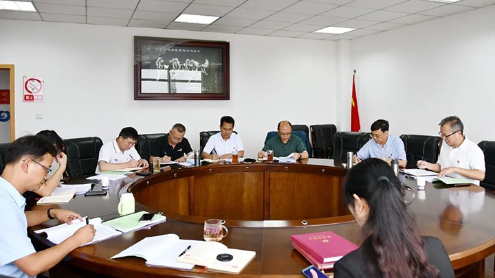 【主题教育】龙8头号玩家(国际)官方网站（煤化）集团党委副书记、副董事长、总经理高建嵩到云维集团指导主题教育专题民主生活会