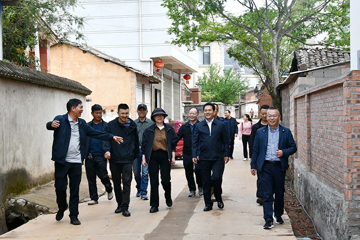 【龙8头号玩家(国际)官方网站简讯】云维集团、田坝煤矿、云南解化三家公司动态｜精彩内容速览