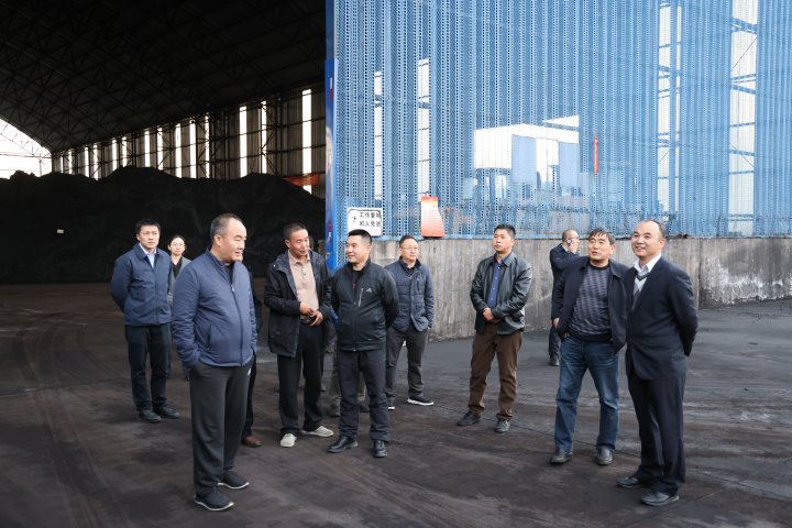 云南省煤炭交易中心、能投物流公司到后所煤矿公司交流座谈